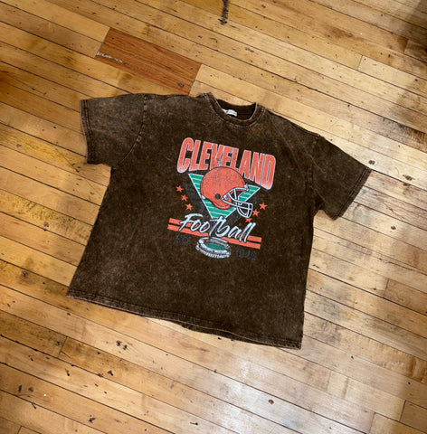 Cleveland Football est 1946 Washed Cotton Oversized Tee