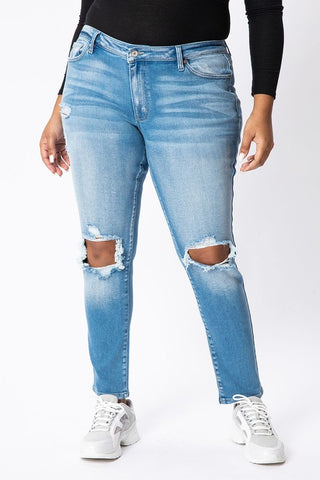 Curvy Blowout Kancan Jeans
